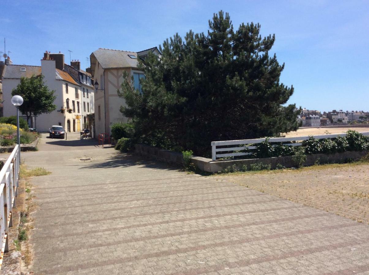 Le Dauphine 20M De La Plage Saint-Malo Ngoại thất bức ảnh